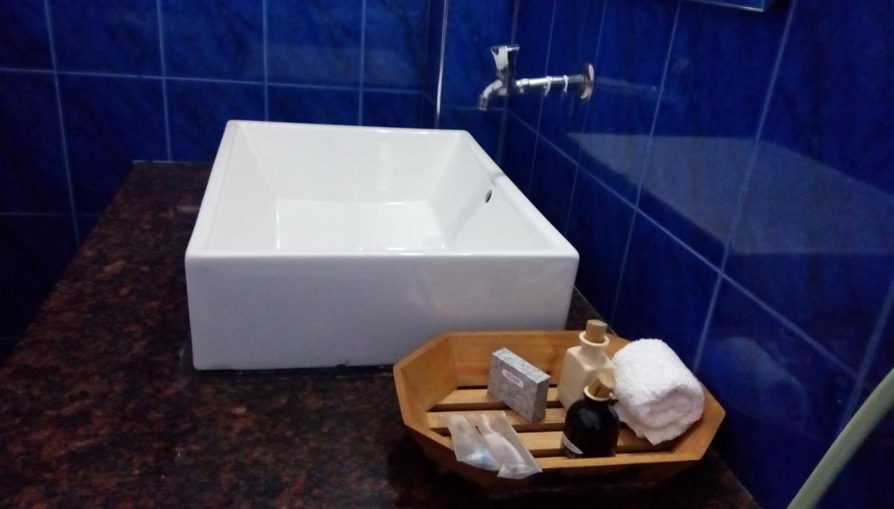 Cacao Hotel Katunayaka Екстериор снимка